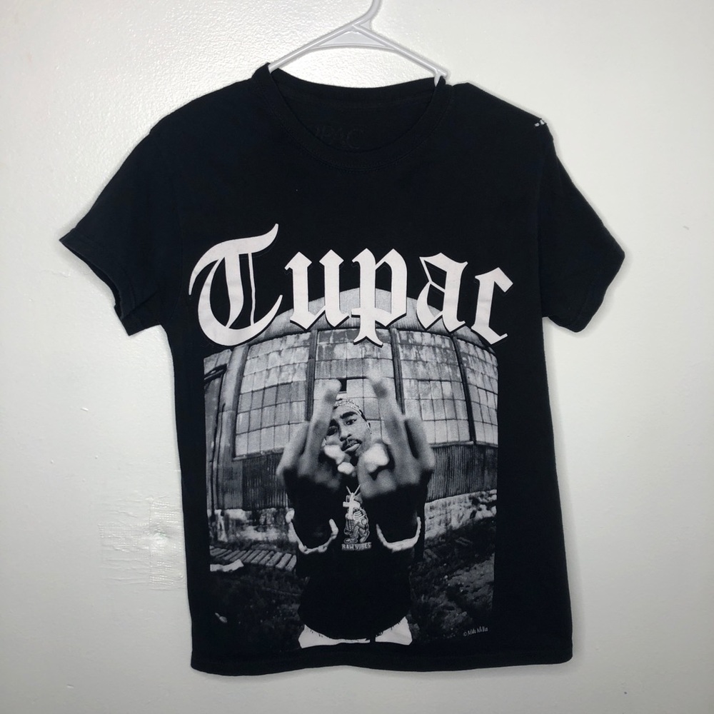 Tupac Black Graphic T-Shirt
